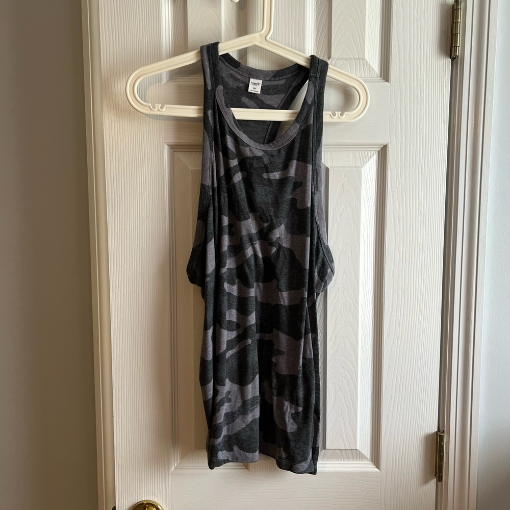 NWOT Old Navy camo racer bank tank xxl
